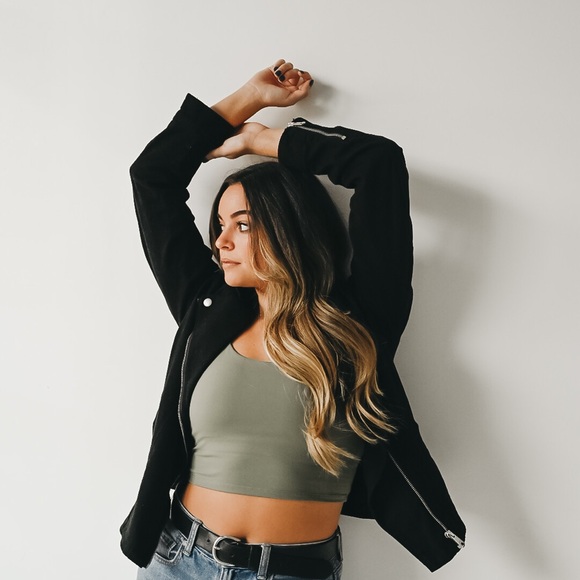 Women’s Simple Tank - Picture 5 of 9